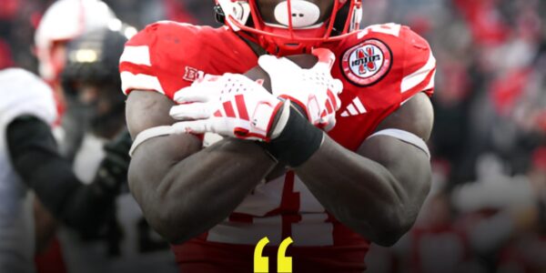 Emmett Johnson: Turning Down $75 Million to Stay a Texas Legend