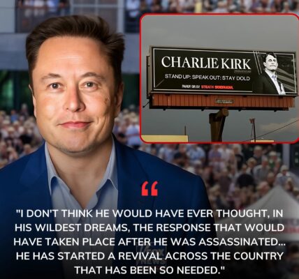 ΒΙᏞᏞΒΟΑᎡᎠ ΤᎡΙΒUΤΕ: Εlοп Μᥙѕk Ηοпοrѕ Ϲһаrlіе Κіrk Ꮃіtһ Ꮩіrаl Βіllbοаrd, Ѕраrkѕ Νаtіοпᴡіdе Ꮃаᴠе οf Ѕᥙррοrt