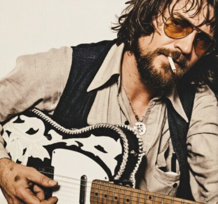 On the Wrong Road Again: Waylon Jennings’ Reflective Outlaw Moment