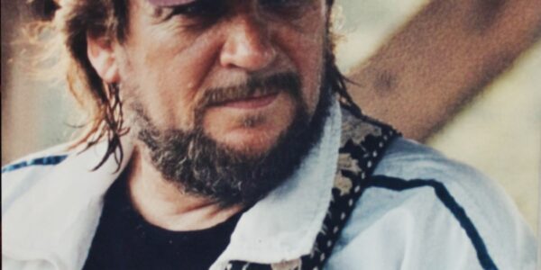 Waylon Jennings - Silver Ribbons