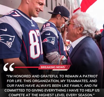 BREAKING NEWS: In a stunning NFL shakeup, the New England Patriots have officially signed superstar tight end Rob Gronkowski to a lifetime contract