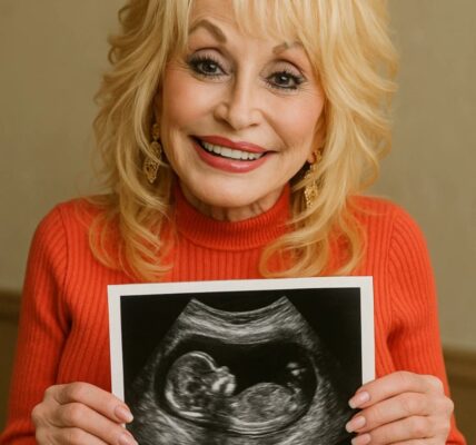 Dolly Parton stuns the world at 79! The country legend drops an unbelievable pregnancy bombshell — fans are left speechless, speculation runs wild, and the globe can’t stop talking about this impossible miracle!