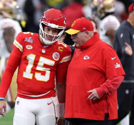 🏈 BREAKING NEWS: Patrick Mahomes’ Secret Weapon Leaves NFL Legends in Awe — Andy Reid and Troy Aikman Can’t Stop Talking About It