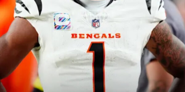 “ONE FKING STOP!” — Ja’Marr Chase ERUPTS in Locker Room Meltdown After Bengals’ Defense Collapses in 47–42 Loss to Bears: “I’m Done Covering for Them!”