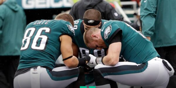 BREAKINGNEWS: Two-time Super Bowl champion returns home — signs one-day contract to retire as a Philadelphia Eagle