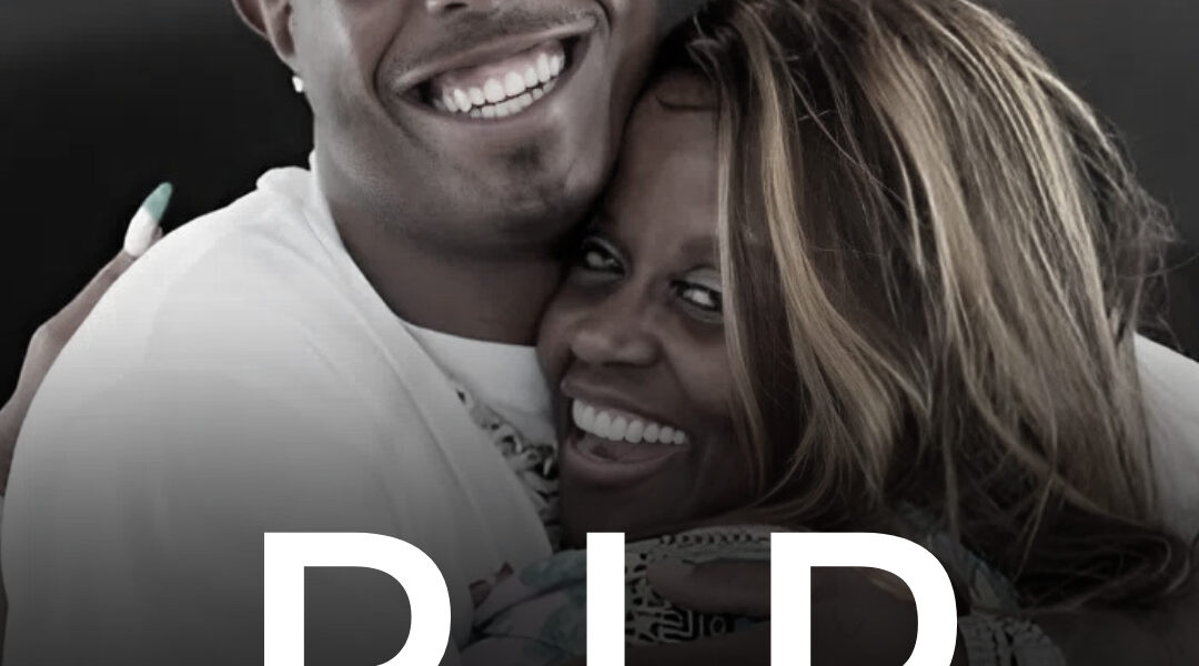 💔 NFL TRAGEDY: Travis Etienne Jr.’s mother has sadly passed away after a courageous battle with illness. Etienne honors her legacy through dedication, resilience, and his charitable efforts, inspiring fans on and off the field.