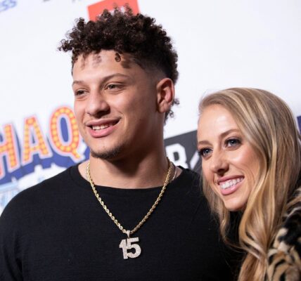 🚨 BREAKING NEWS: Patrick Mahomes and His Wife Brittany Erase $667,000 in School Lunch Debt Across 103 Schools — Calling It “A Victory Greater Than the Super Bowl”