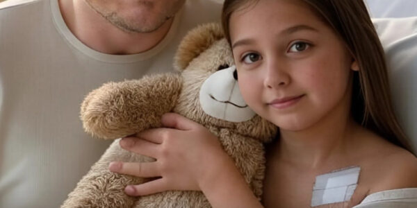 Billionaire’s Heartwarming Act: Elon Musk Funds Artificial Heart Transplant for 8-Year-Old Girl, Helps Her Return to Normal Life