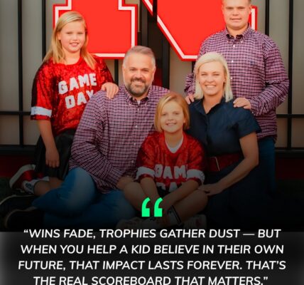 SAD NEWS: 30 minutes ago in Texas, USA, at the age of 53, Elon Musk’s family just announced urgent news to his followers that he is currently… no4