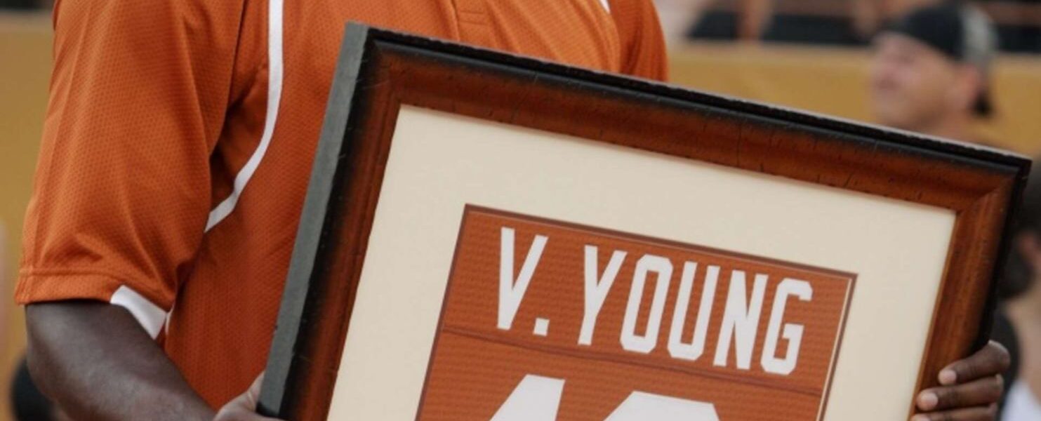 💔 BREAKING NEWS: Texas Longhorns Legend Vince Young Reportedly Battling Cancer — “Let’s Tackle This Like We’ve Tackled Everything Else in Life: With Grit and Determination.”