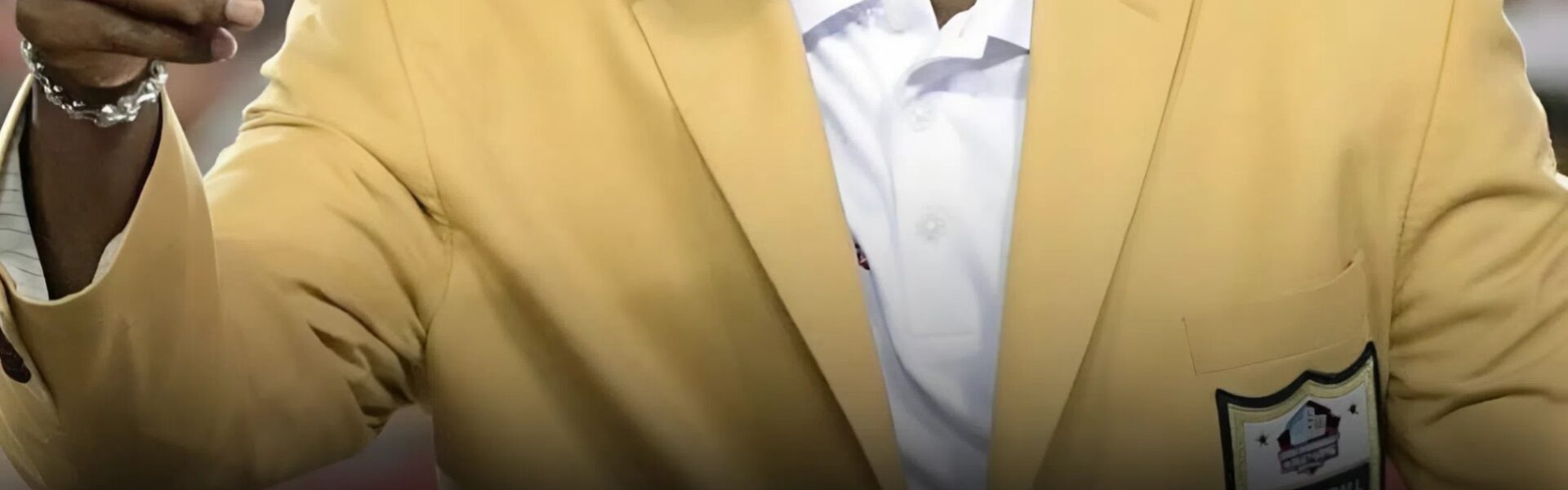 BREAKING: NFL LEGEND DERRICK BROOKS SPEAKS OUT — Calls for REFEREE INVESTIGATION After Tampa’s Controversial Loss to the Patriots