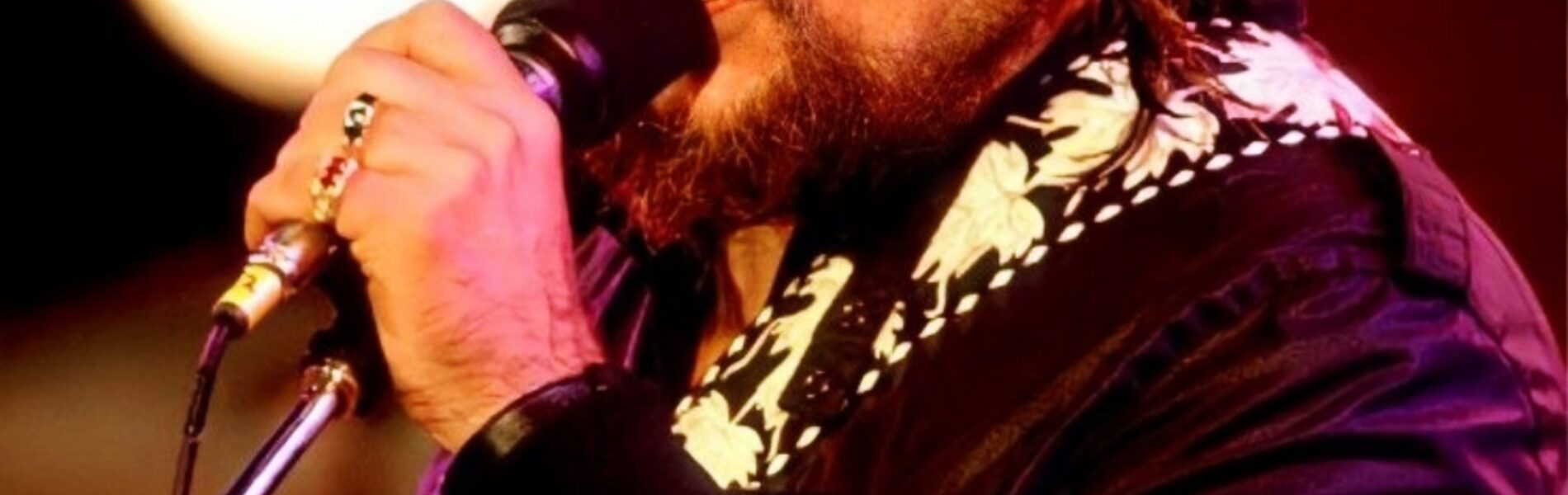 Rolling Free: Waylon Jennings’ “Chevy Van”