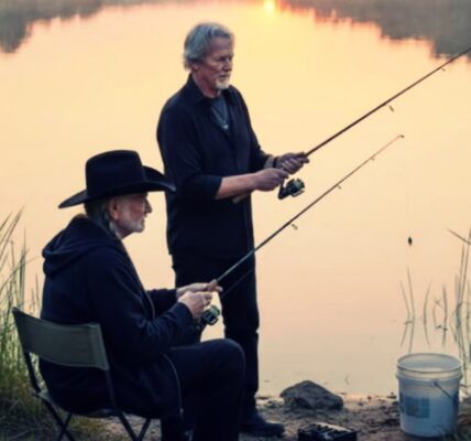 When the news spread that Kris Kristofferson’s memory was fading, Nashville grew quiet. One morning, a familiar tour bus rolled up his long driveway — Willie Nelson’s old silver eagle...