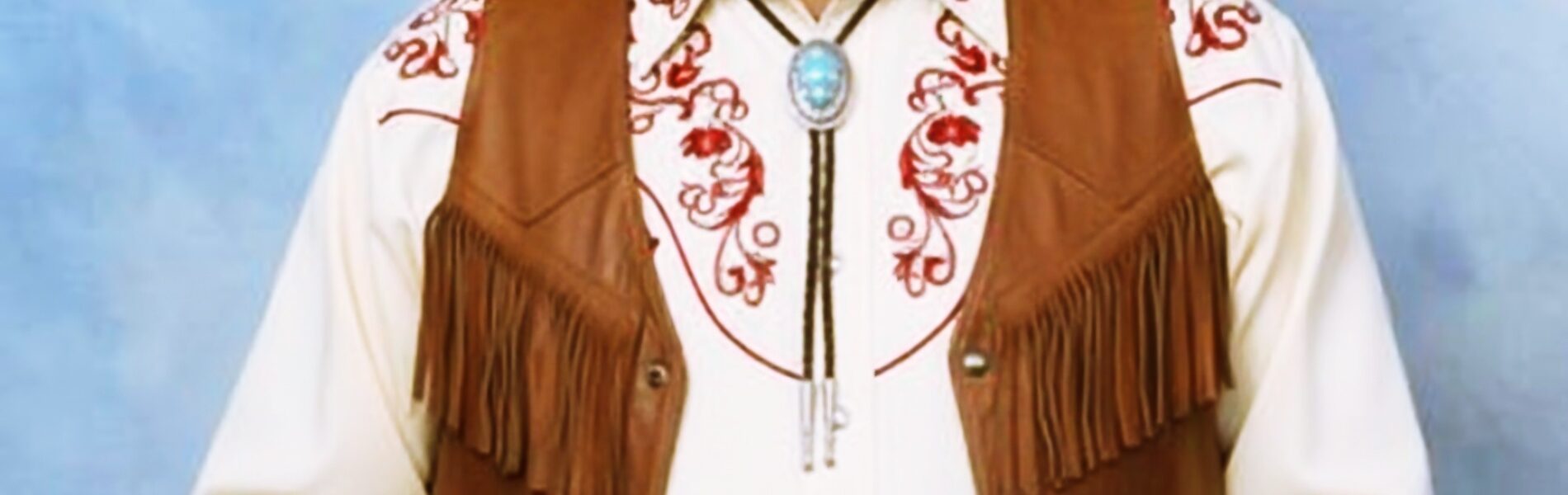 All Around Cowboy – Waylon Jennings: A Lone Star Ballad from the Saddle