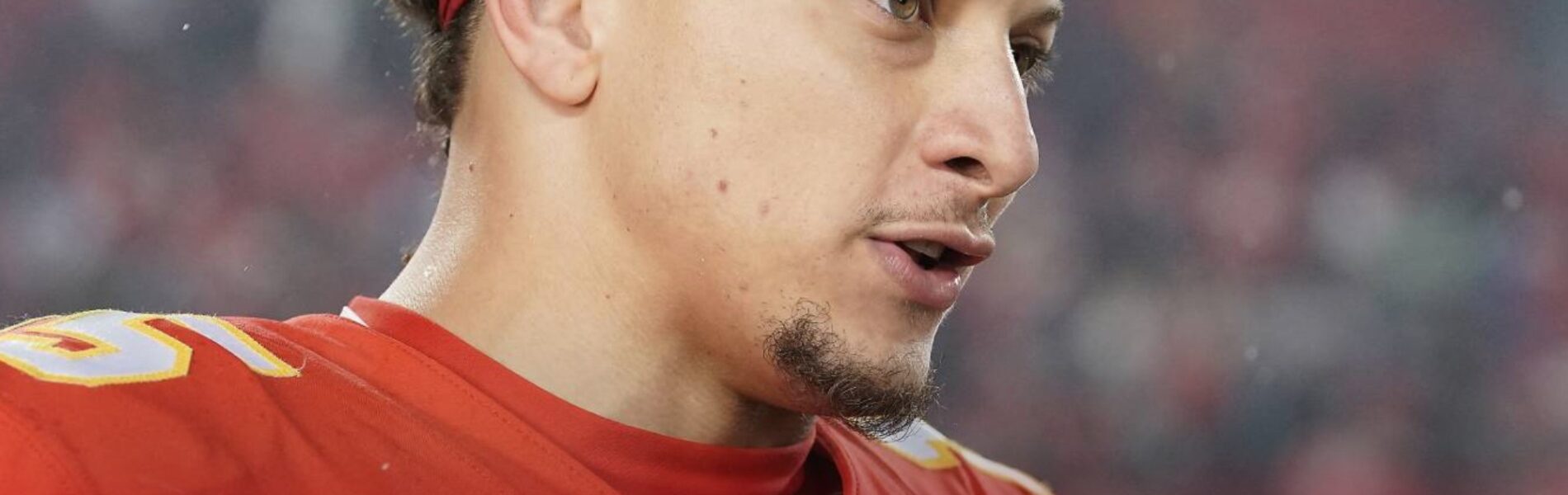 Patrick Mahomes Steps Up After Painful 19–22 Loss to Broncos, Defending Teammates and Accepting Full Responsibility