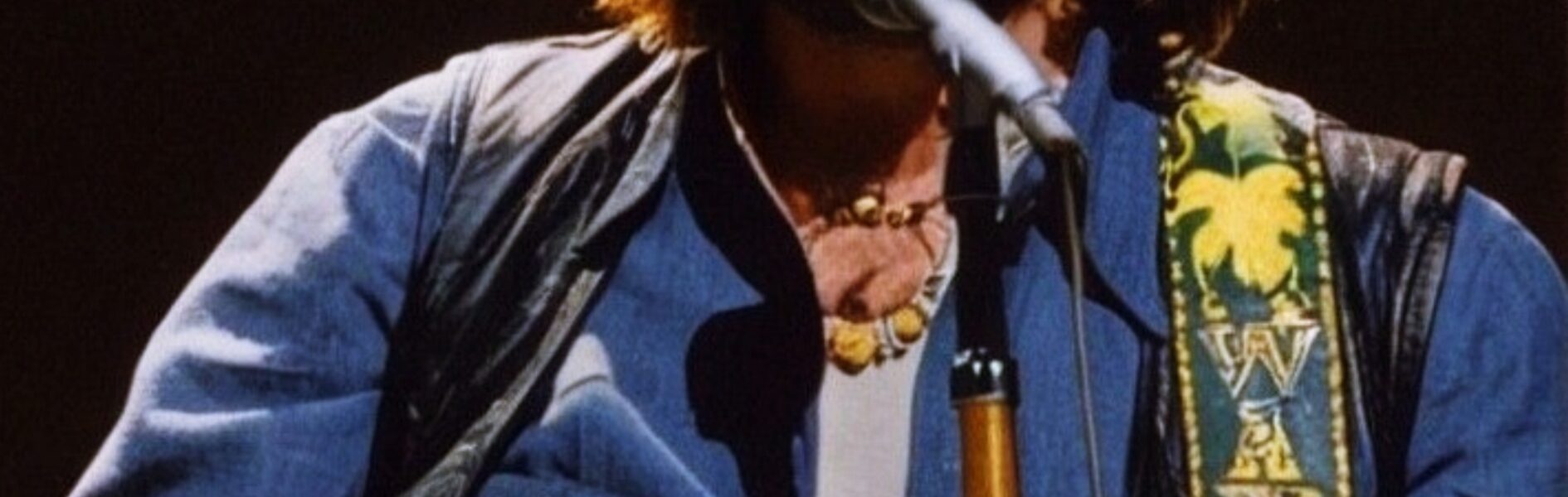 Waylon Jennings – I’ve Always Been Crazy