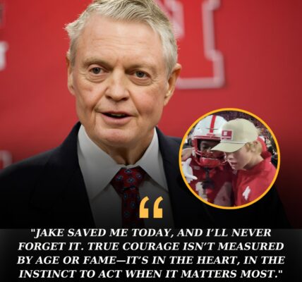 Nation in Tears: Young Nebraska Fan Saves Legendary Coach Tom Osborne, Inspires the Entire NCAA