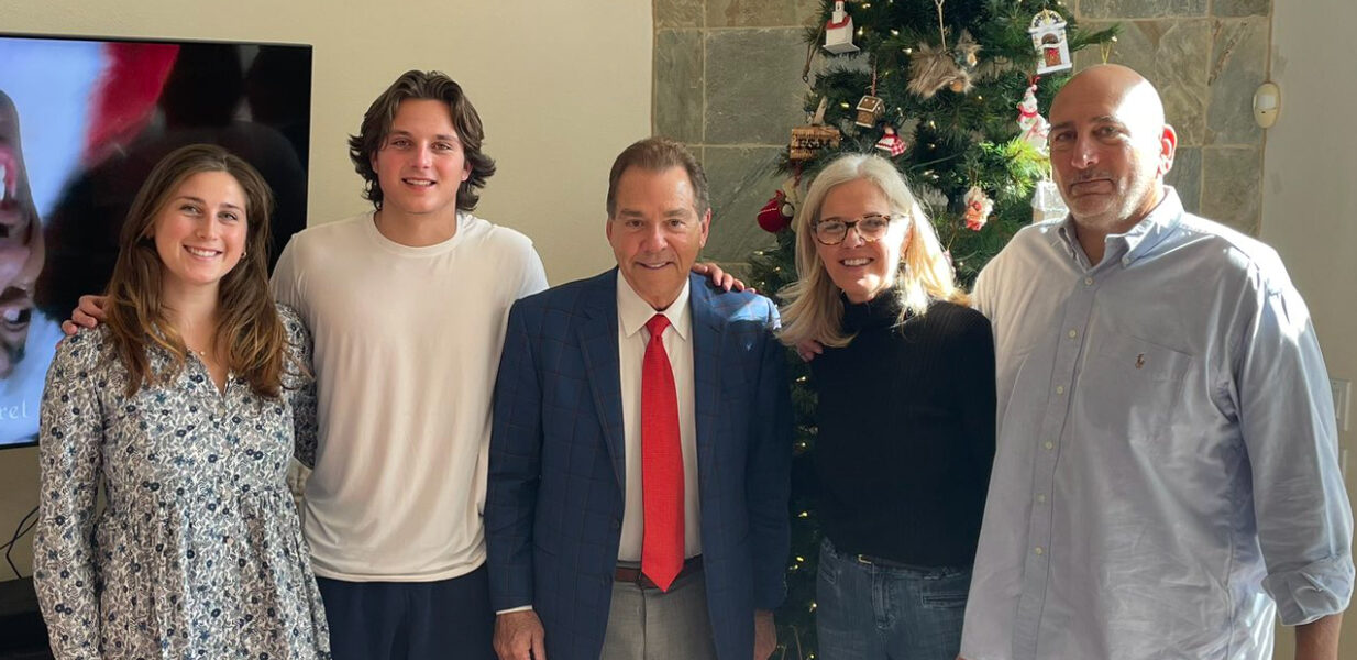 BREAKINGNEWS good news turns the tide for Julian Sayin as family miracle fuels his comeback