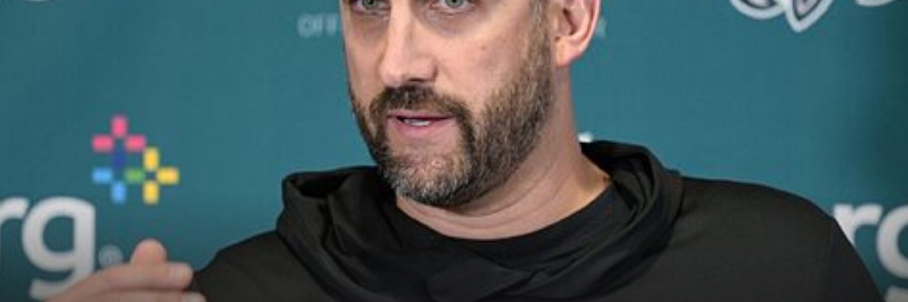 BREAKINGNEWS: Rookie shocker in Philadelphia — Eagles coach sidelines new player after disrespectful incident with team staff member