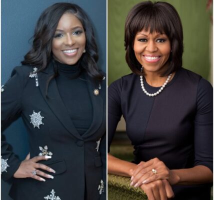 SHOCKING MOMENT: Michelle Obama Honors Jasmine Crockett — The Room Stands SILENT! 🌟