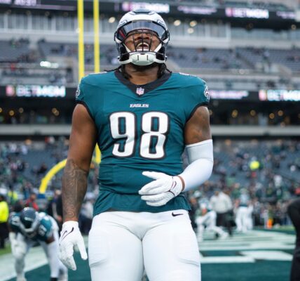 BREAKING NEWS: Jalen Carter Turned Down $180 Million Offers From Denver Broncos and Falcons to Continue Playing for Philadelphia Eagles for Life – Here's Why!