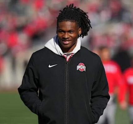 BREAKINGNEWS: Jeremiah Smith sparks outrage after being denied entry at Louis Vuitton for wearing casual clothes — before staff realized he’s an NFL star