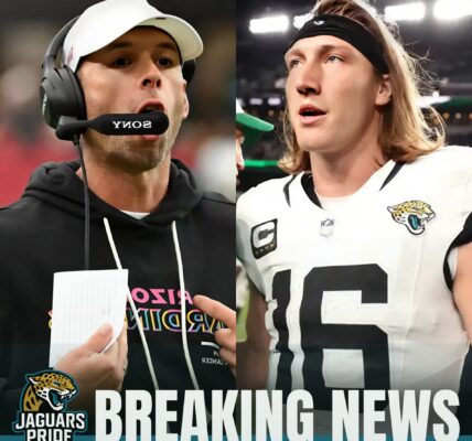"HE CHEATED!" Cardinals coach Jonathan Gannon exploded after 27-24 loss. Trevor Lawrence smiled coldly, delivering 15 unforgettable words. Stadium erupted.