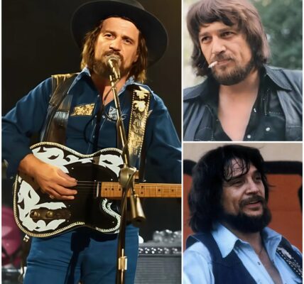 THE STRANGER WHO CHANGED THE WAY WAYLON SANG