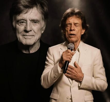 No one anticipated that moment — when Mick Jagger stepped onto the stage before 80,000 spectators and raised his voice with the song “Mama, I’m Coming Home” in tribute to Robert Redford, the entire arena fell silent...