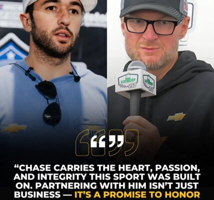 BREAKING: NASCAR icon Dale Earnhardt Jr. has unveiled a massive new move — a $30 million endorsement partnership with superstar driver Chase Elliott.
