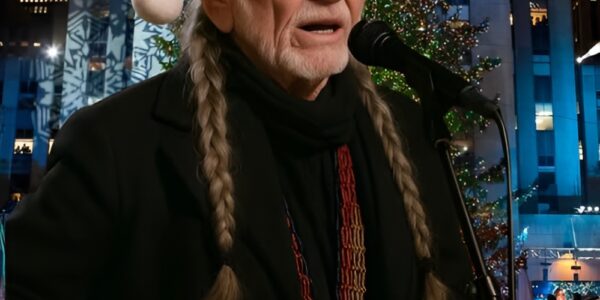 CHRISTMAS ROYALTY RETURNS: Willie Nelson to Bring Country Spirit and Holiday Soul to Rockefeller Center This Year