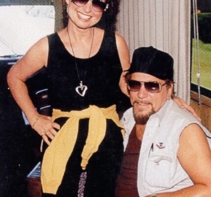 “Got a Lot Going for Me” by Waylon Jennings — A Subtle Declaration in the Outlaw Era