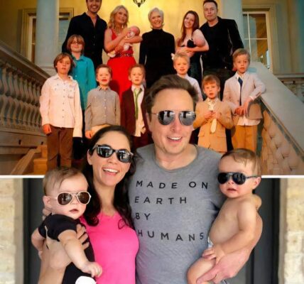 Elon Musk: The Billionaire Who Reaches the Stars but Holds the Smallest Hands