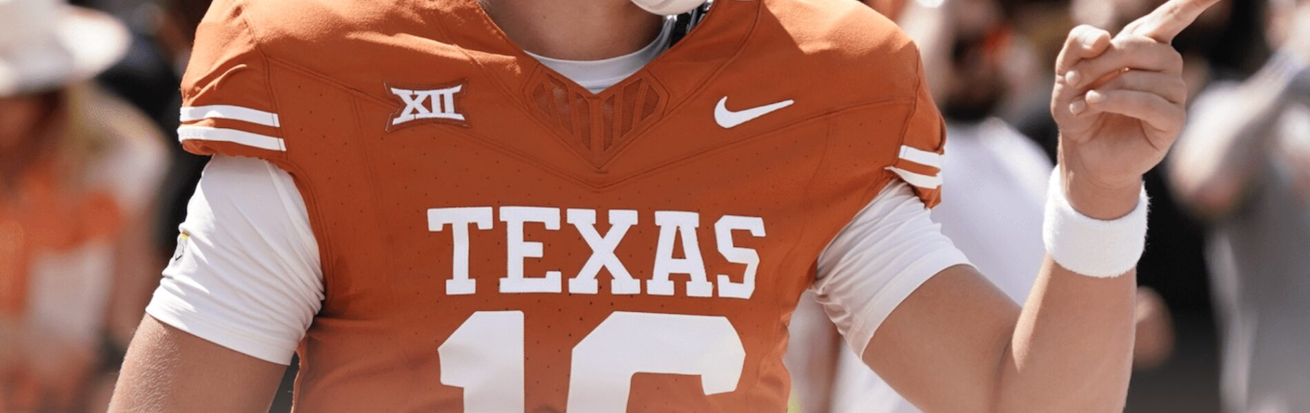 BREAKINGNEWS: Arch Manning’s shocking decision to stay with texas despite massive offers — and the private meeting that now has the ncaa on alert