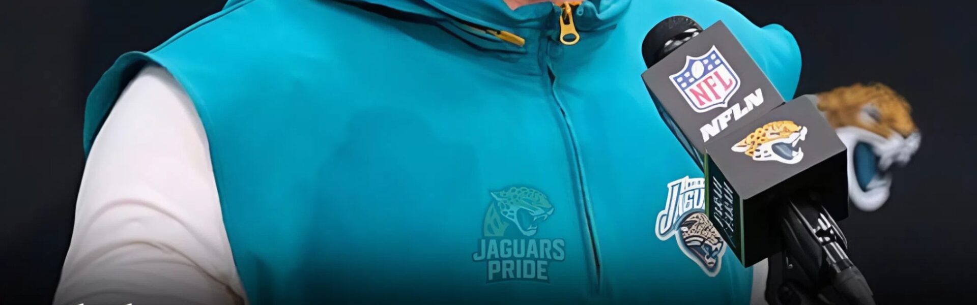 Jaguars Dominate Colts 36–19: Coach Liam Coen’s Emotional Tribute Sparks NFL Buzz