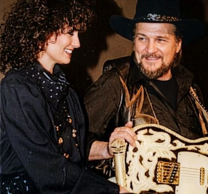 Waylon Jennings & Jessi Colter: A Country Music Love Story Built on Music, Faith, and Unbreakable Devotion